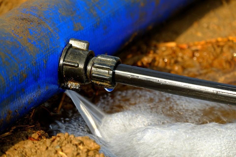 Quels sont les premiers réflexes en cas de fuite d’eau ?